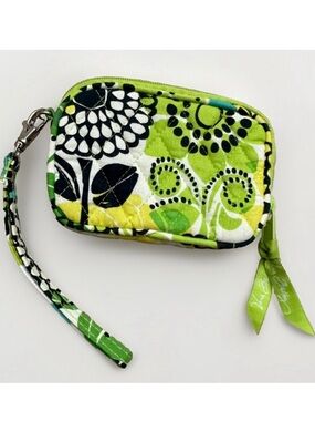 Vera Bradley Tech Case/Wristlet Coin Pouch Wallet Strap Zipper Lime Green Floral